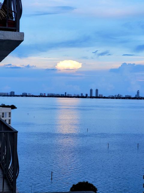 780 NE 69th Street 1707 Miami FL 33138