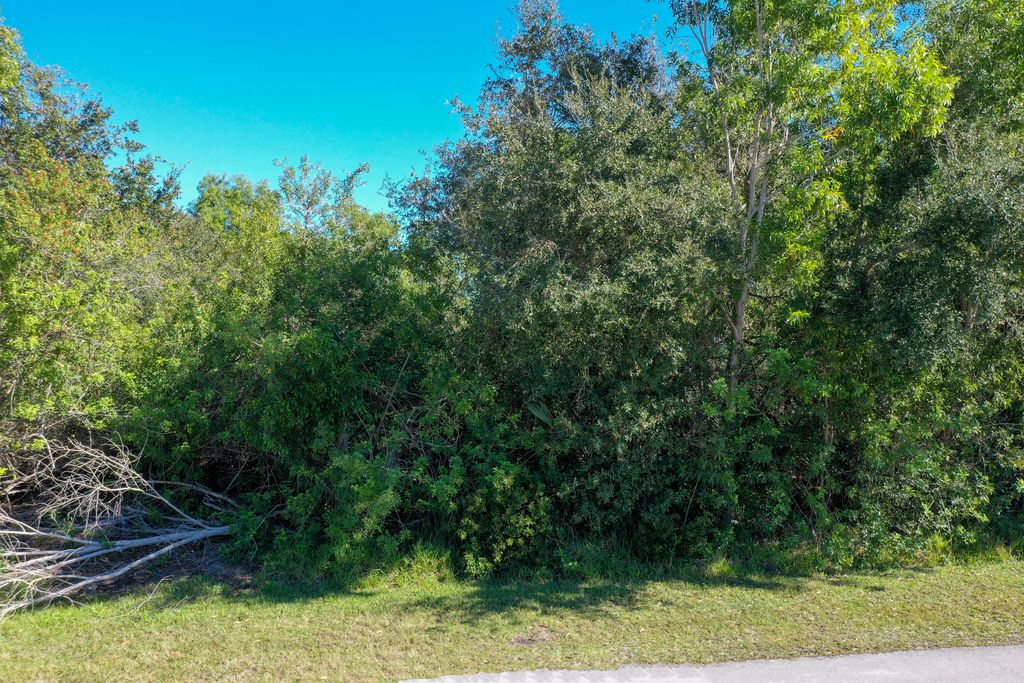 Photo of 5361 NW West Paden Circle, Port Saint Lucie, FL 34986 (MLS # B26009525)