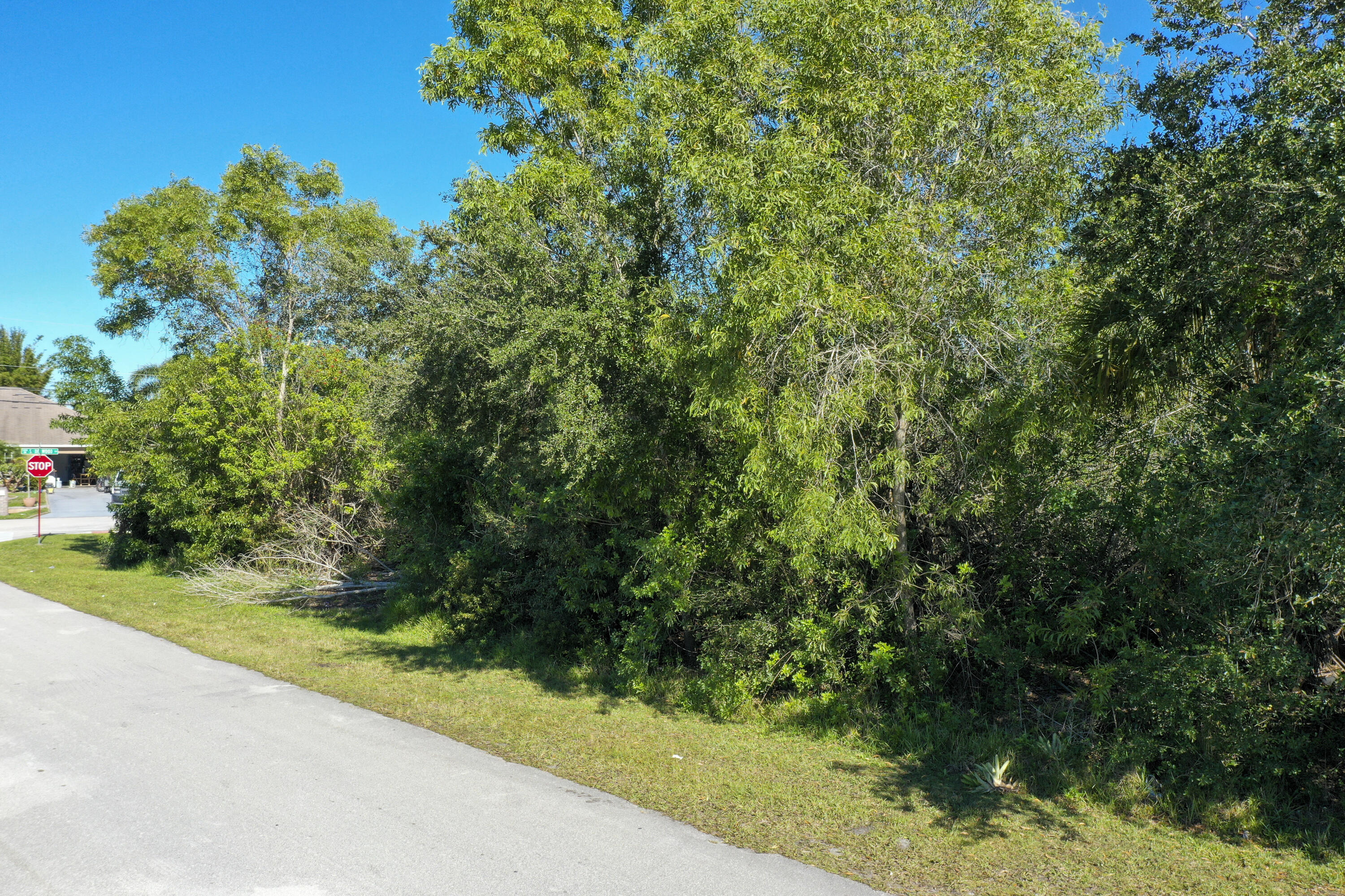 PORT ST LUCIE SECTION 47 - Land