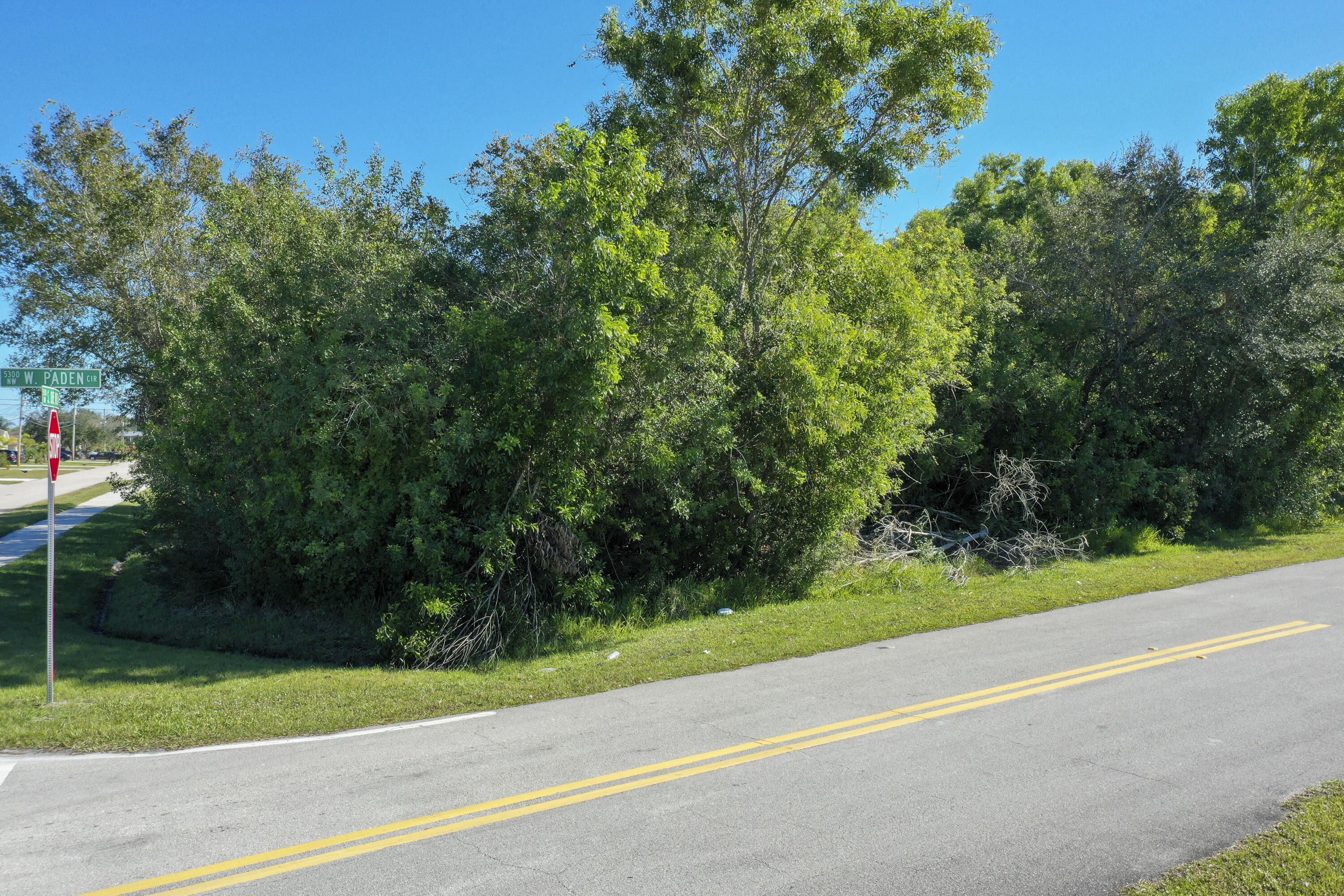 PORT ST LUCIE SECTION 47 - Land