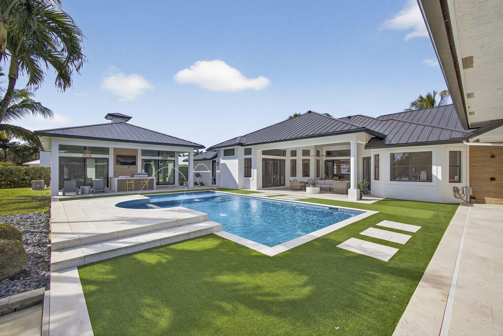 WELLINGTON AERO CLUB OF THE LANDINGS AT WELLINGTON - Residential