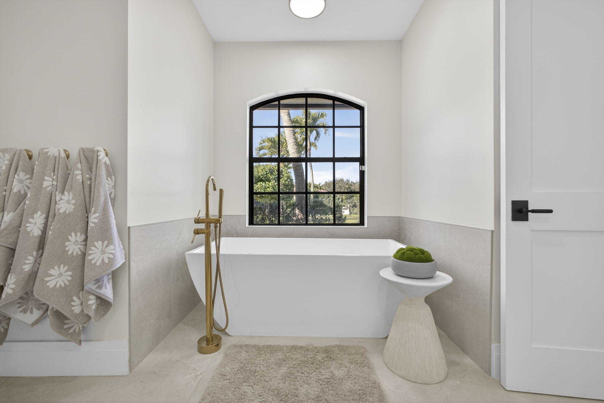 WELLINGTON AERO CLUB OF THE LANDINGS AT WELLINGTON - Residential