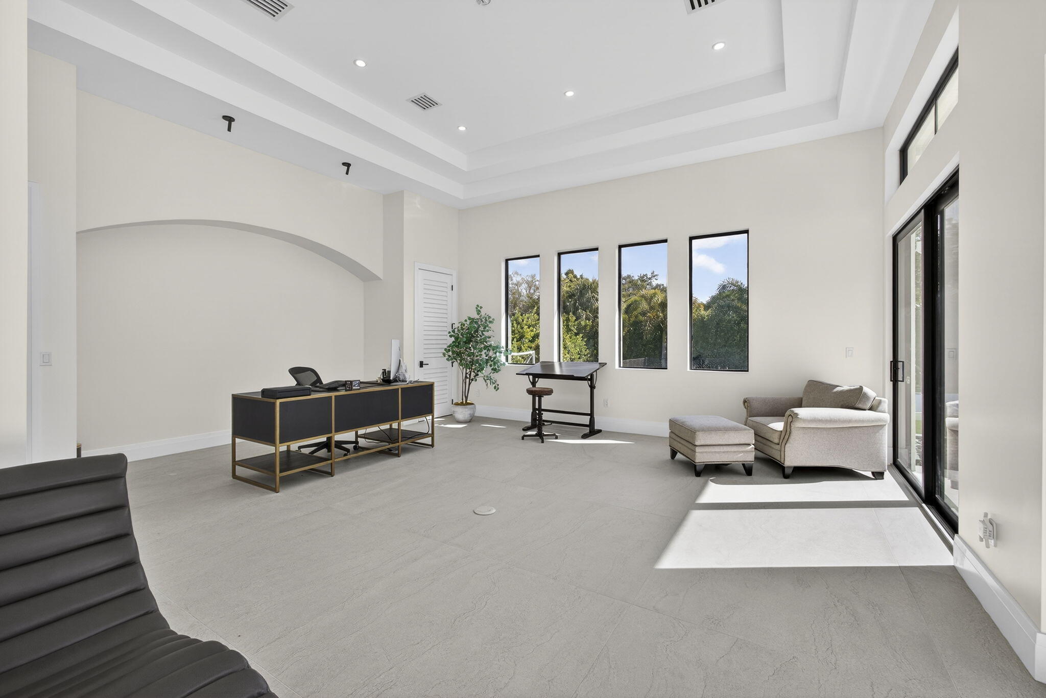 WELLINGTON AERO CLUB OF THE LANDINGS AT WELLINGTON - Residential