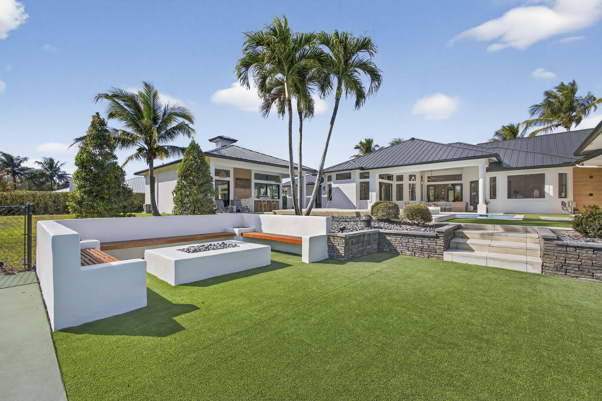 WELLINGTON AERO CLUB OF THE LANDINGS AT WELLINGTON - Residential