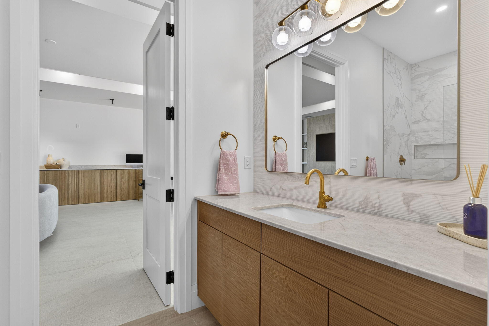 WELLINGTON AERO CLUB OF THE LANDINGS AT WELLINGTON - Residential