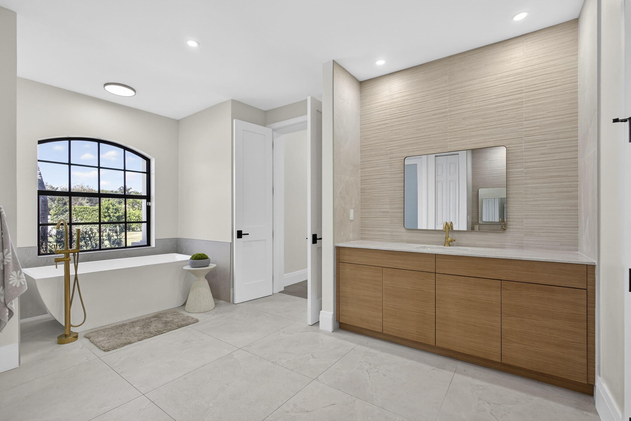 WELLINGTON AERO CLUB OF THE LANDINGS AT WELLINGTON - Residential