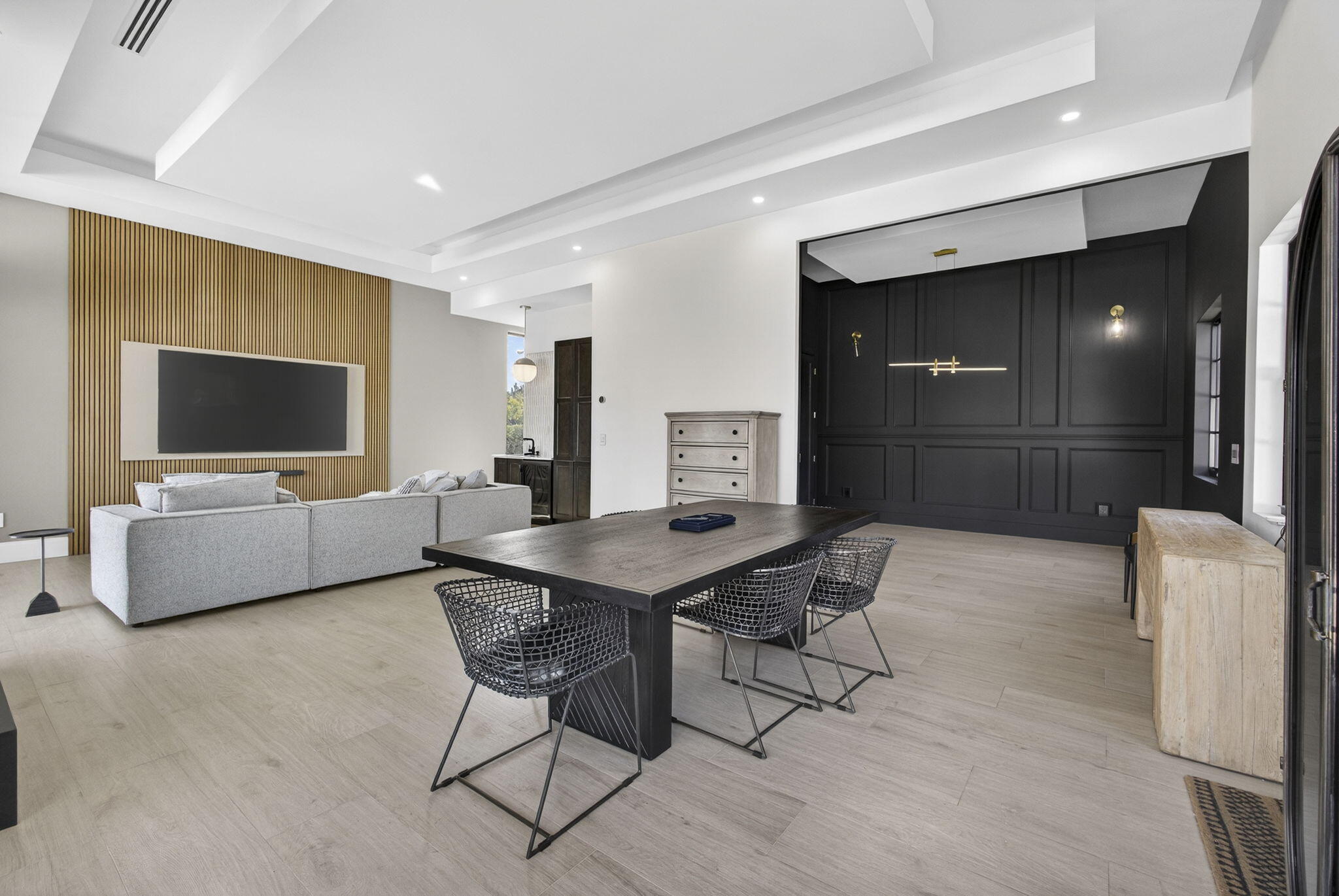 WELLINGTON AERO CLUB OF THE LANDINGS AT WELLINGTON - Residential