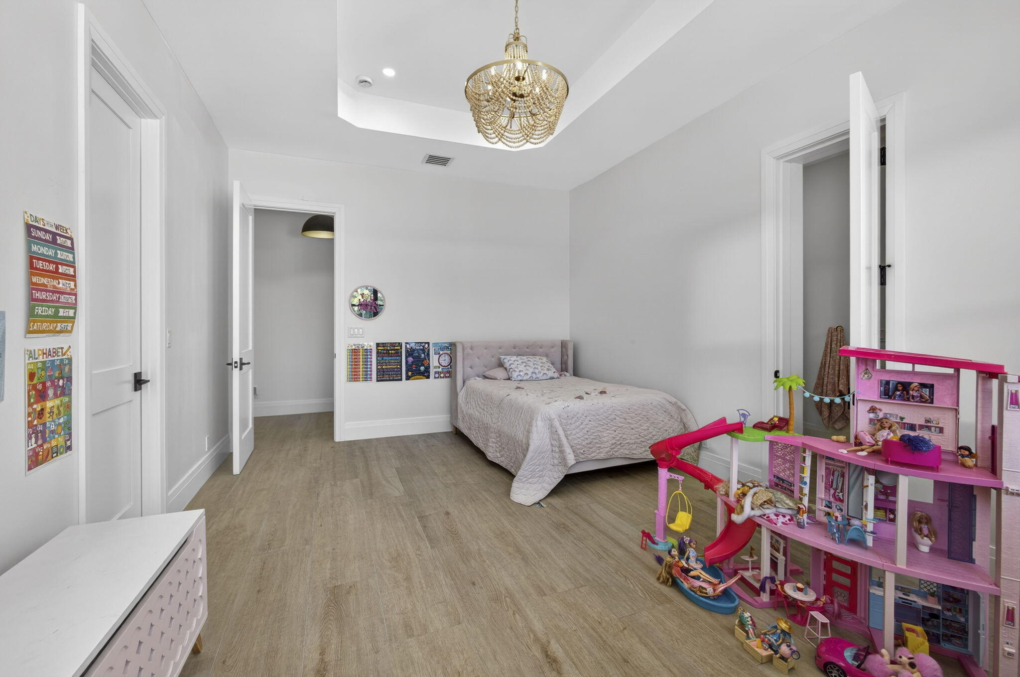 WELLINGTON AERO CLUB OF THE LANDINGS AT WELLINGTON - Residential