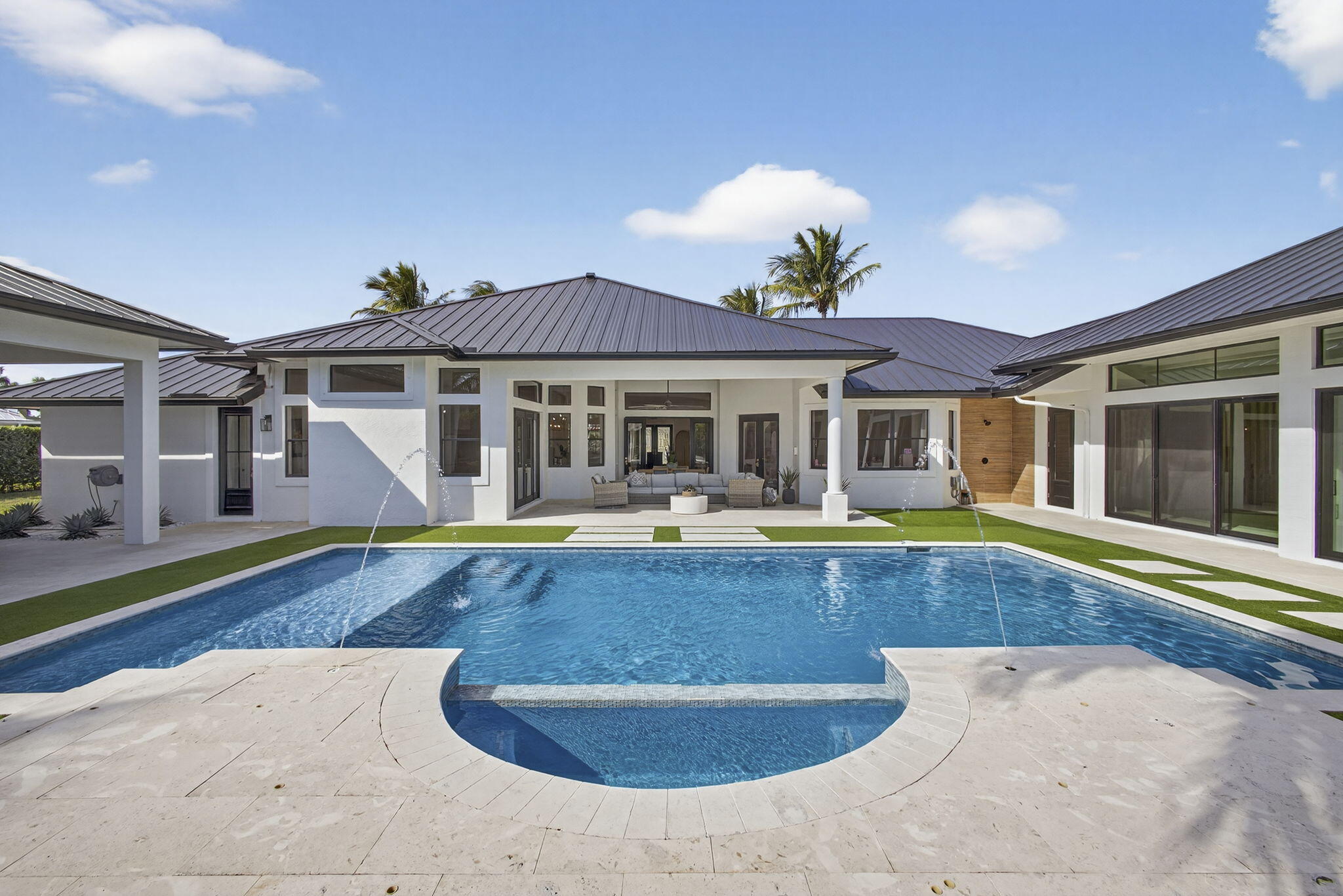 WELLINGTON AERO CLUB OF THE LANDINGS AT WELLINGTON - Residential