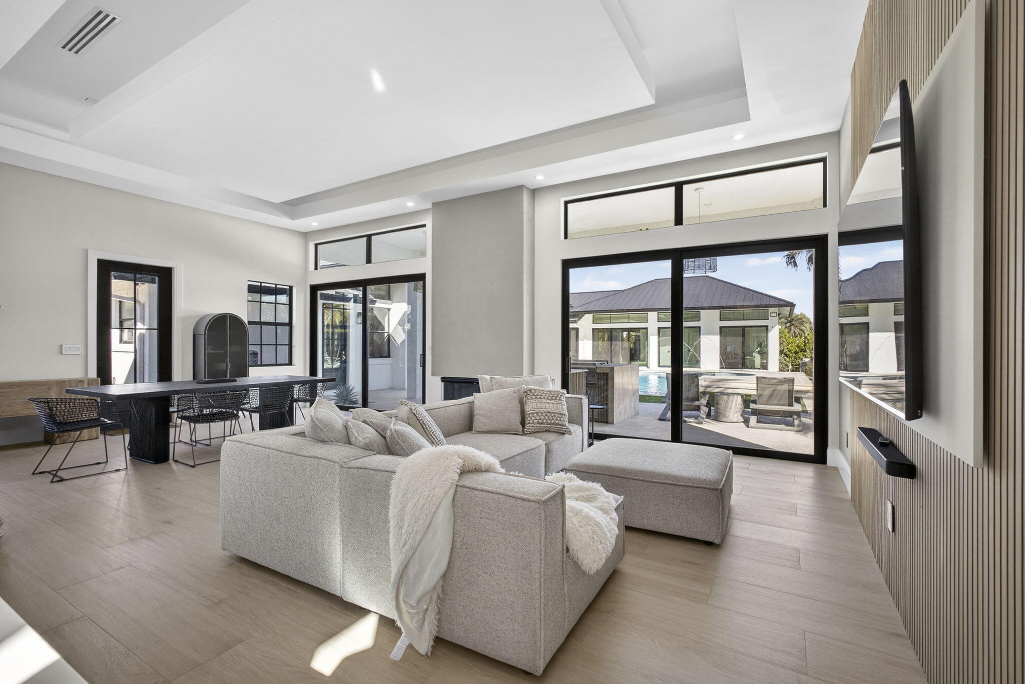 WELLINGTON AERO CLUB OF THE LANDINGS AT WELLINGTON - Residential