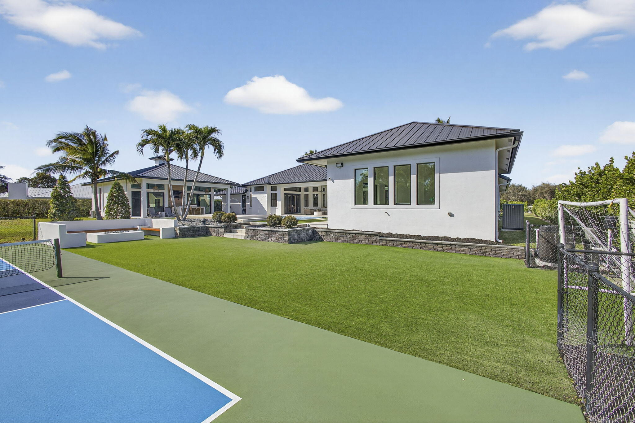 WELLINGTON AERO CLUB OF THE LANDINGS AT WELLINGTON - Residential