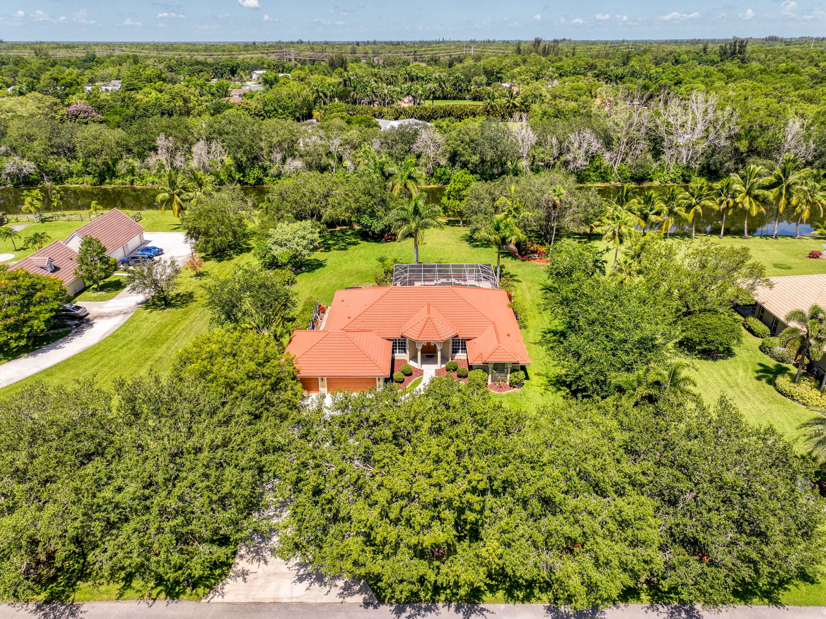 Loxahatchee Lakes - Residential