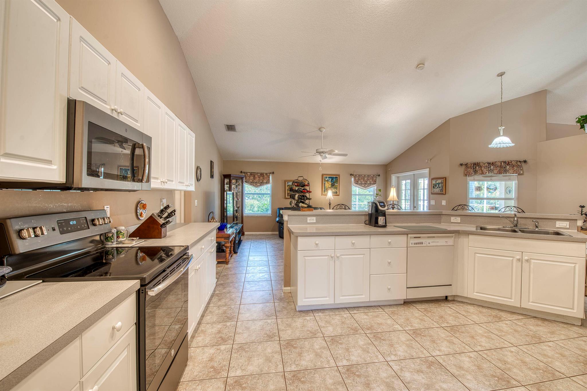 Loxahatchee Lakes - Residential