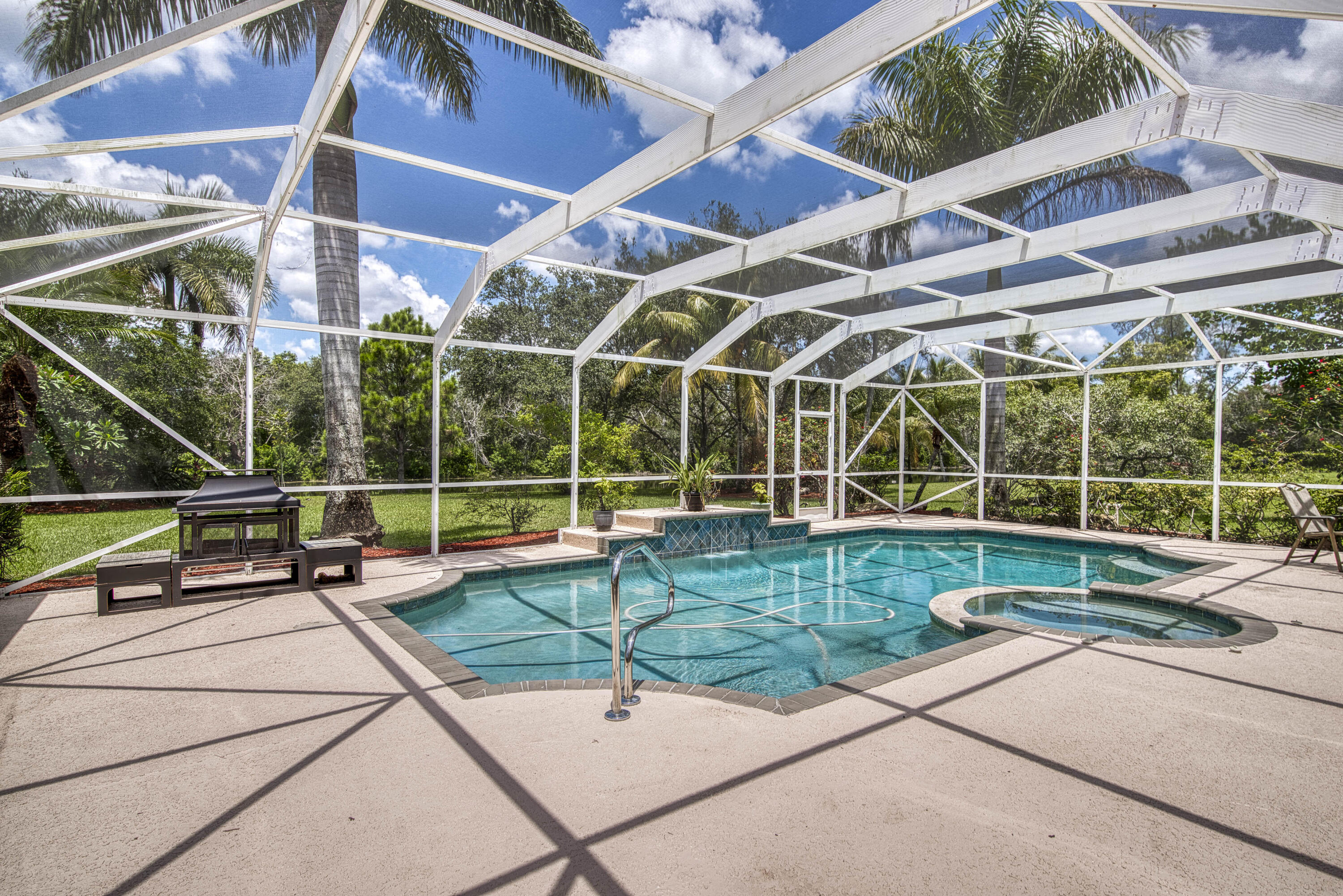 Loxahatchee Lakes - Residential