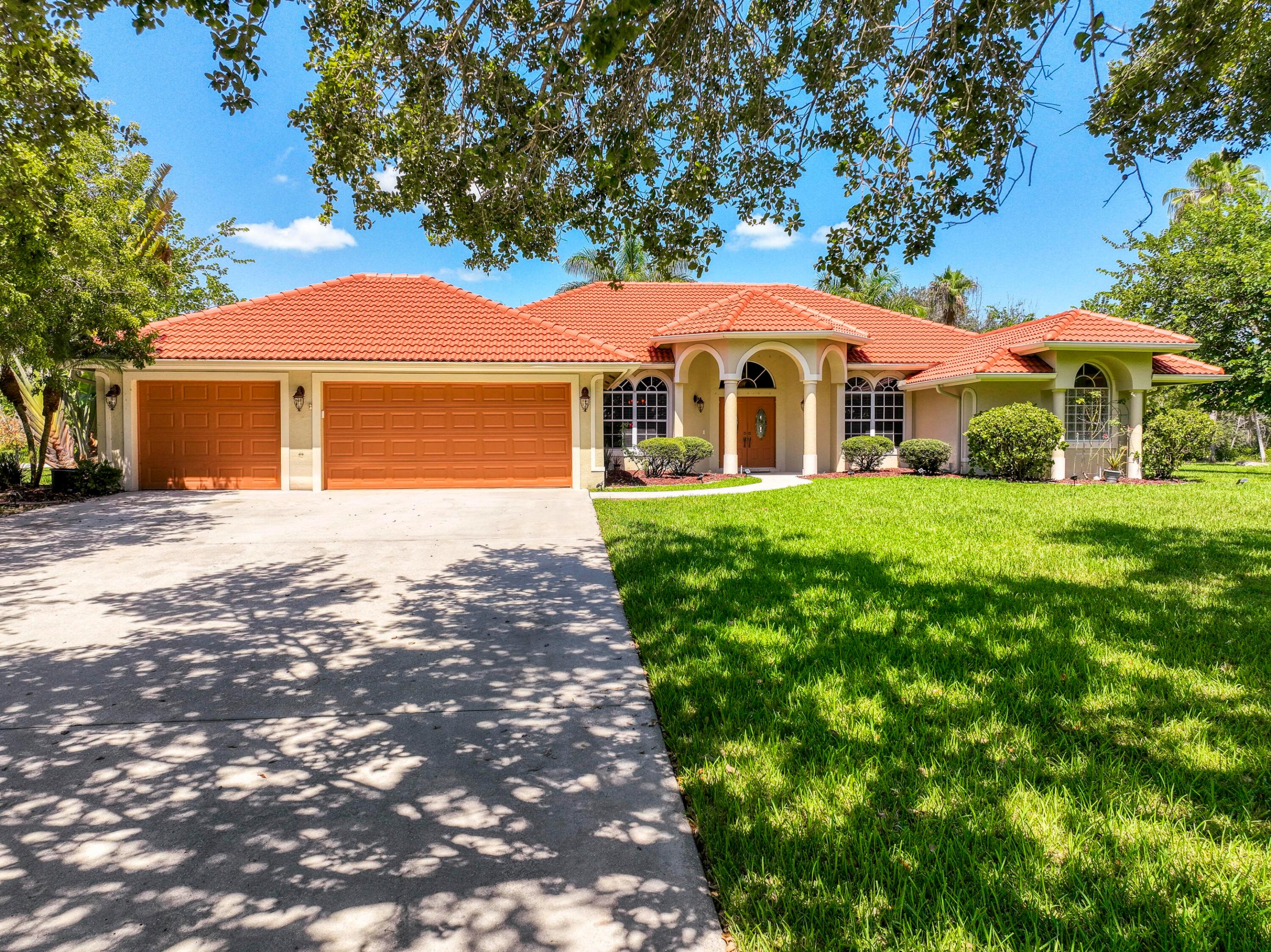 Loxahatchee Lakes - Residential