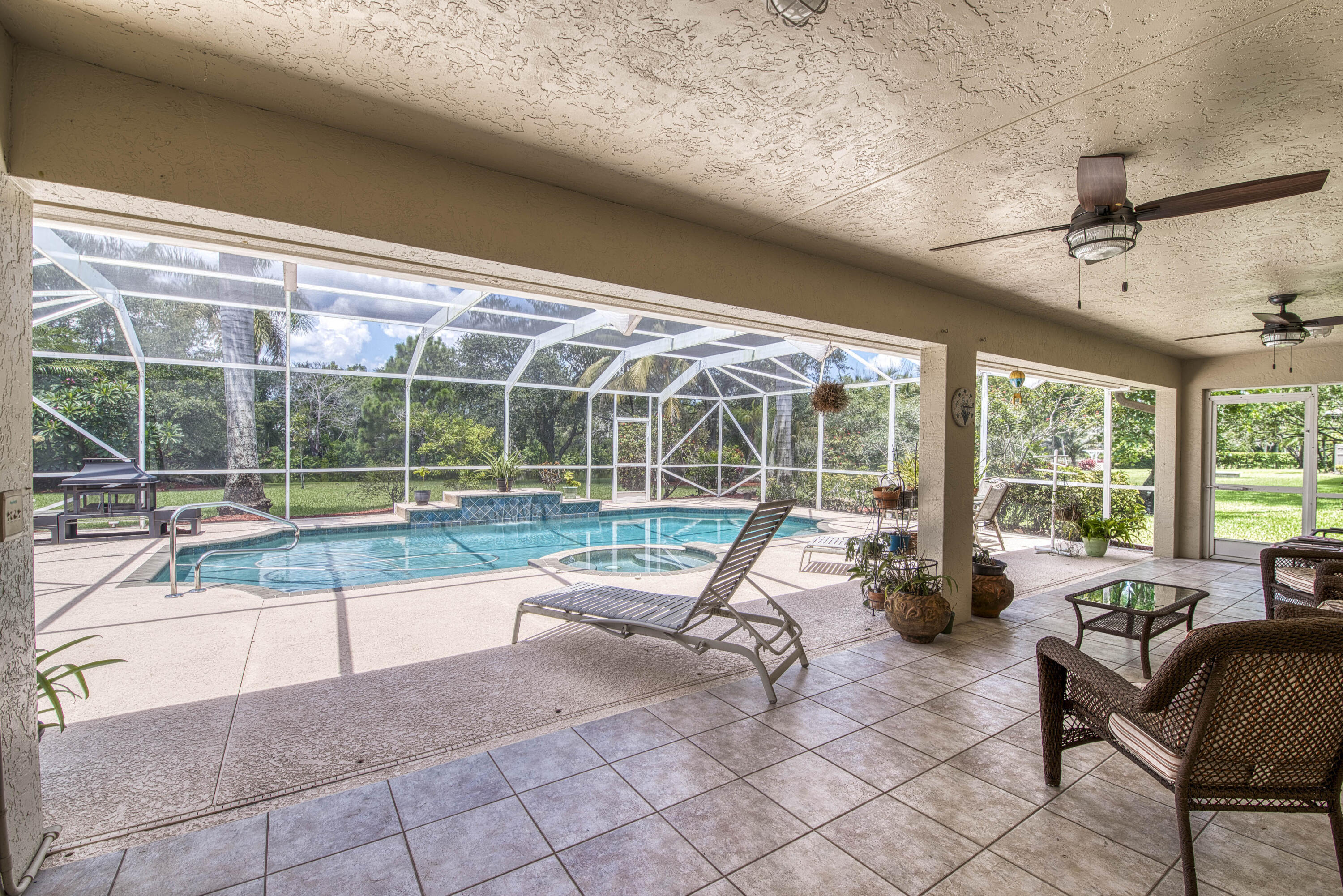 Loxahatchee Lakes - Residential