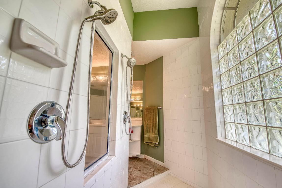 Loxahatchee Lakes - Residential