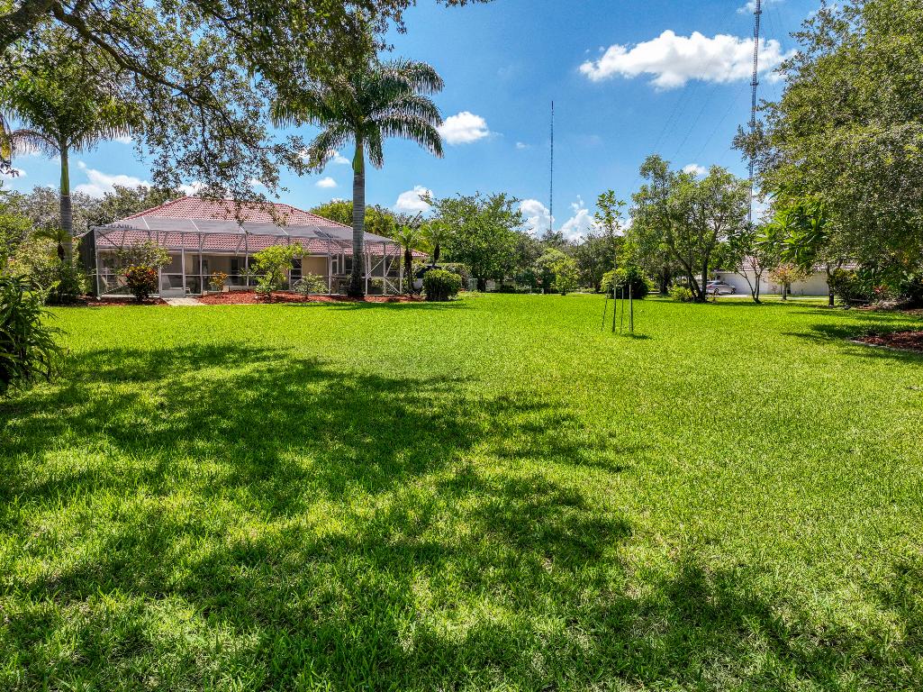 Loxahatchee Lakes - Residential