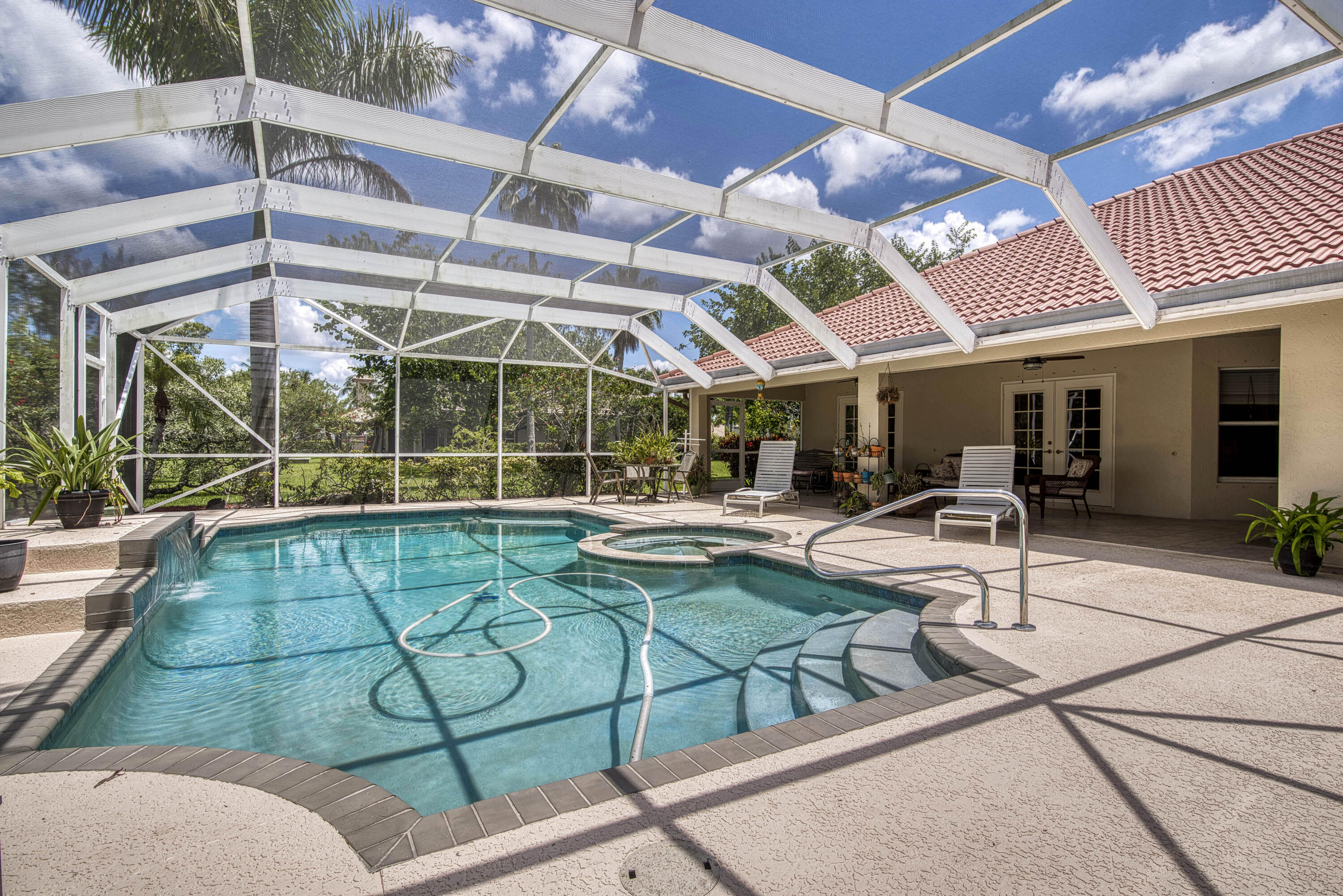 Loxahatchee Lakes - Residential
