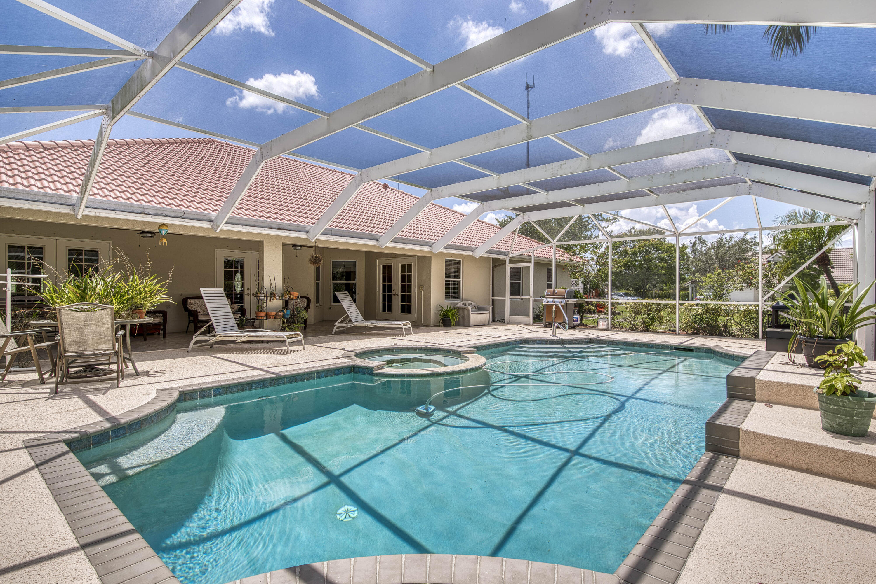 Loxahatchee Lakes - Residential
