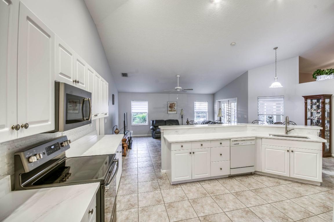 Loxahatchee Lakes - Residential