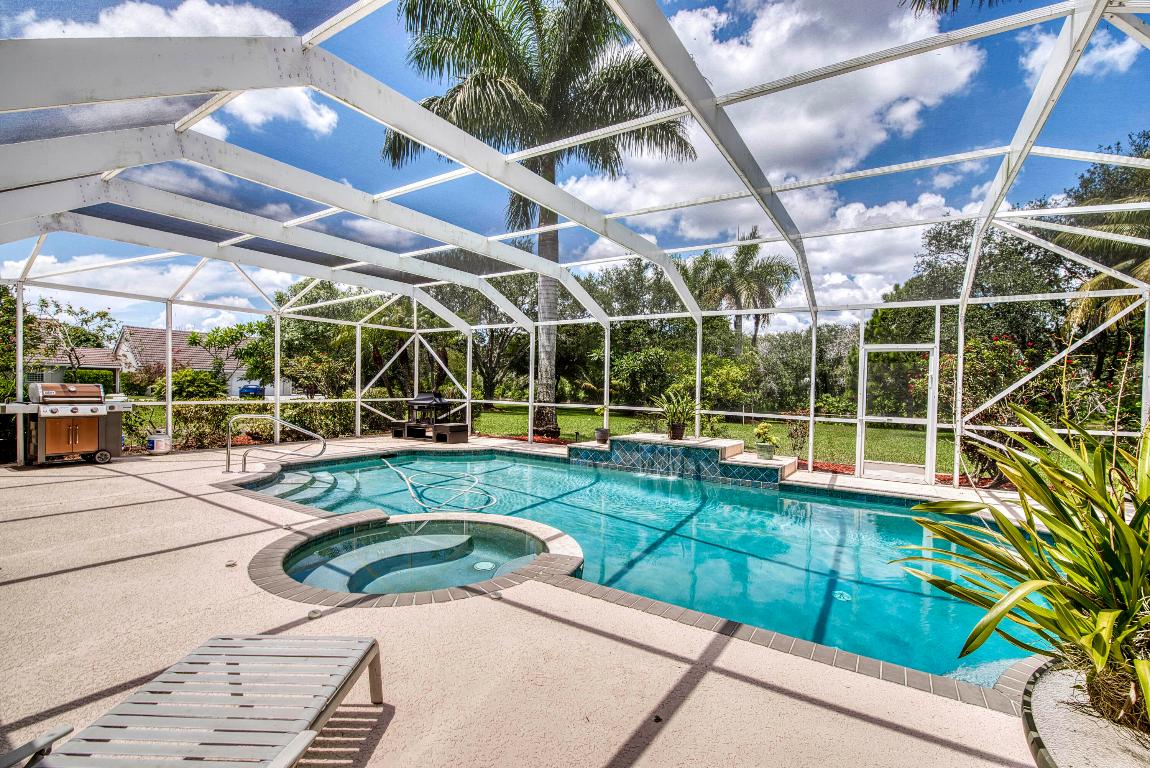Loxahatchee Lakes - Residential