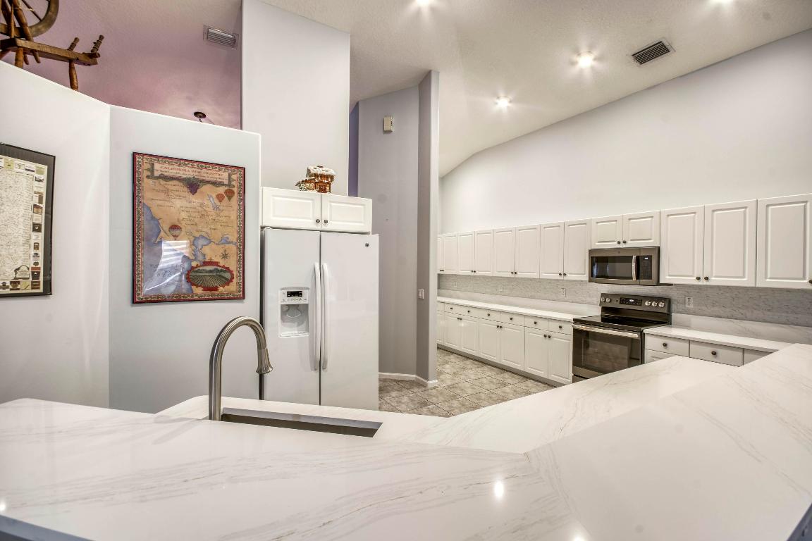 Loxahatchee Lakes - Residential