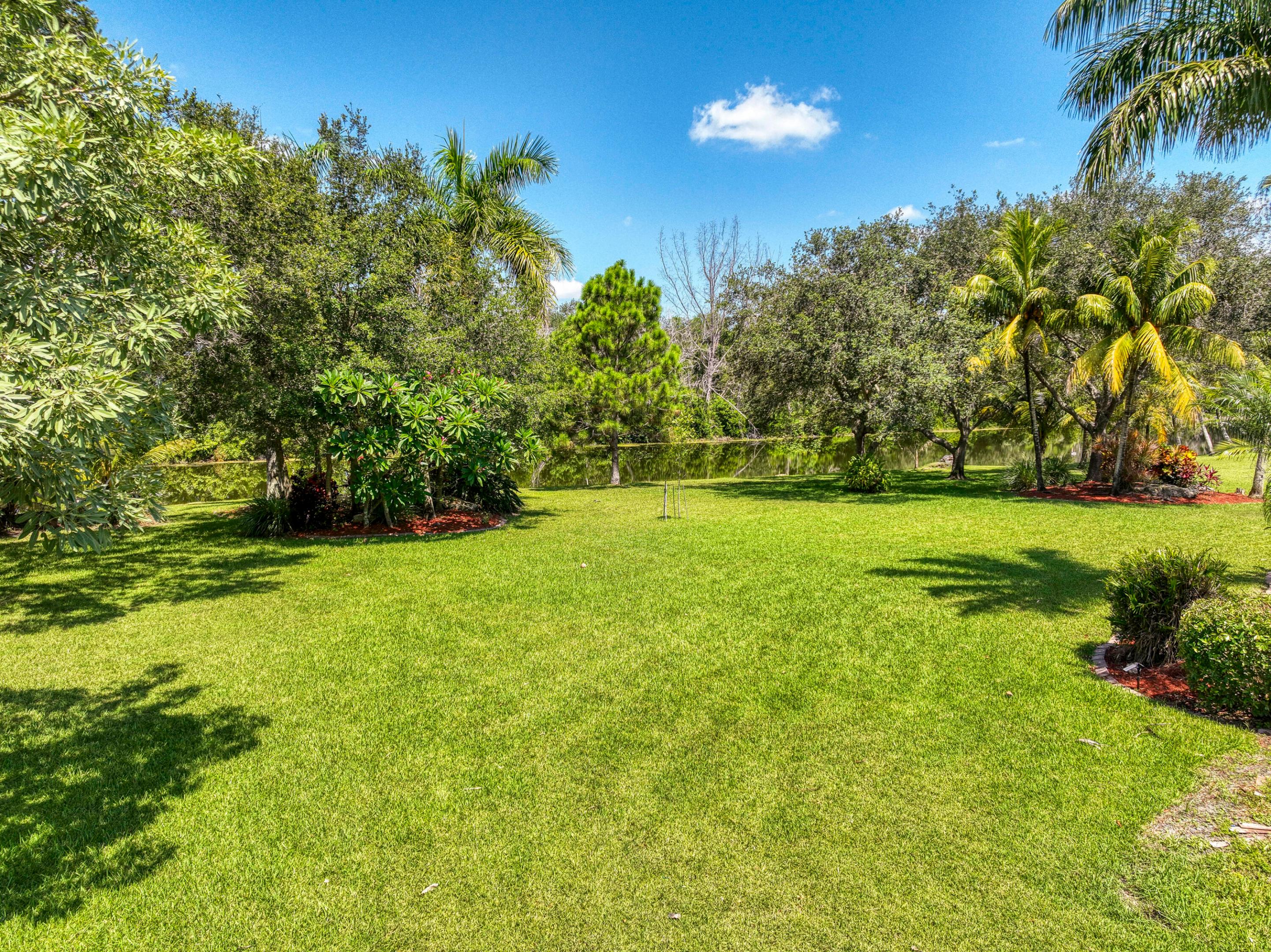 Loxahatchee Lakes - Residential