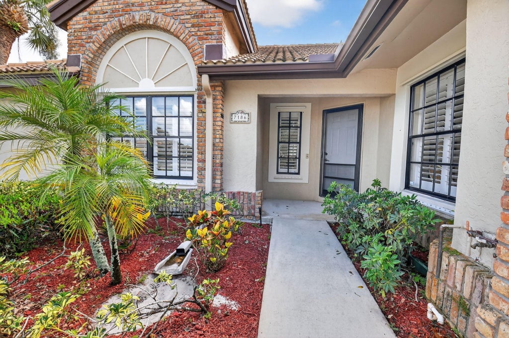 Photo of 7186 Sweetbay Court, Boynton Beach, FL 33472 (MLS # R11125432)