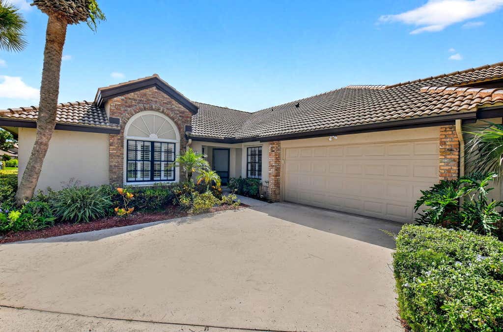 Photo of 7186 Sweetbay Court, Boynton Beach, FL 33472 (MLS # R11125432)