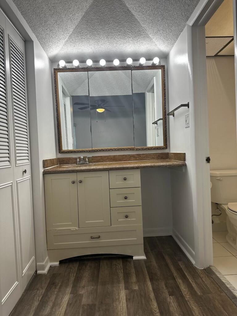 LAGO DEL REY CONDO - Residential Lease