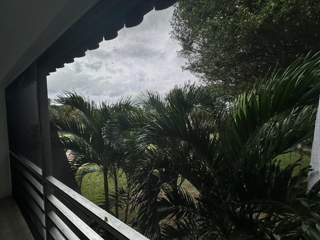 LAGO DEL REY CONDO - Residential Lease