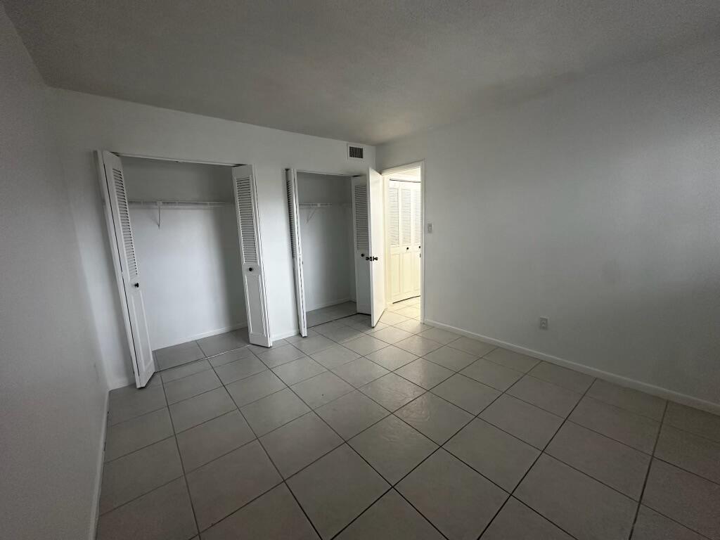 LAGO DEL REY CONDO - Residential Lease