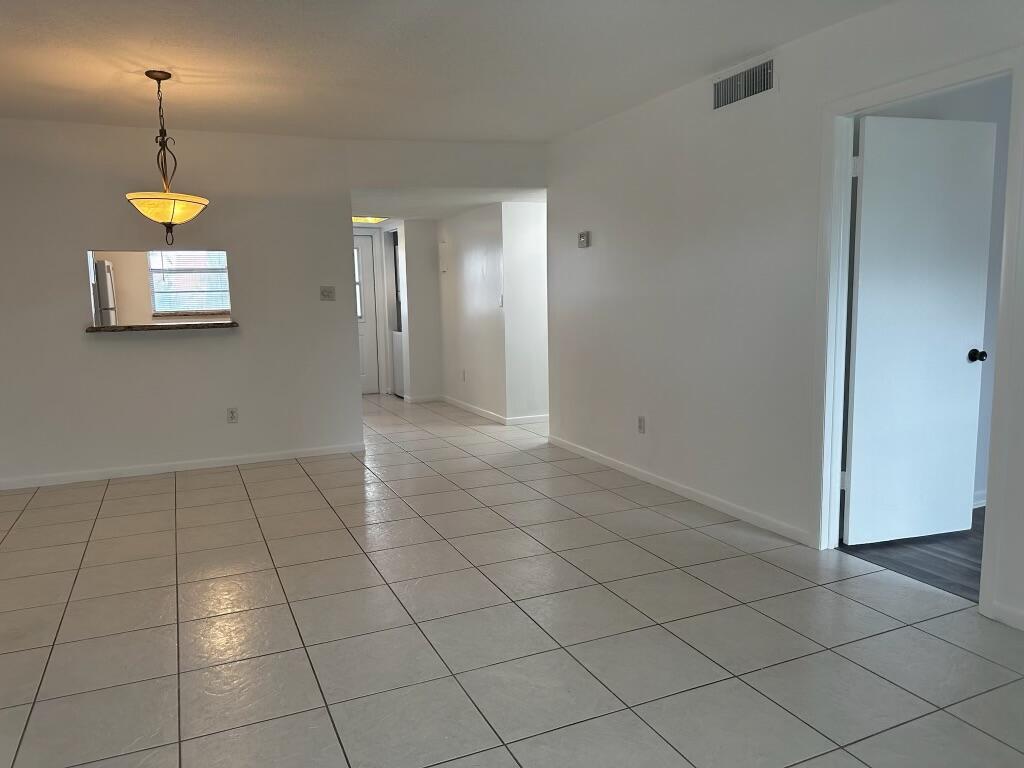 LAGO DEL REY CONDO - Residential Lease