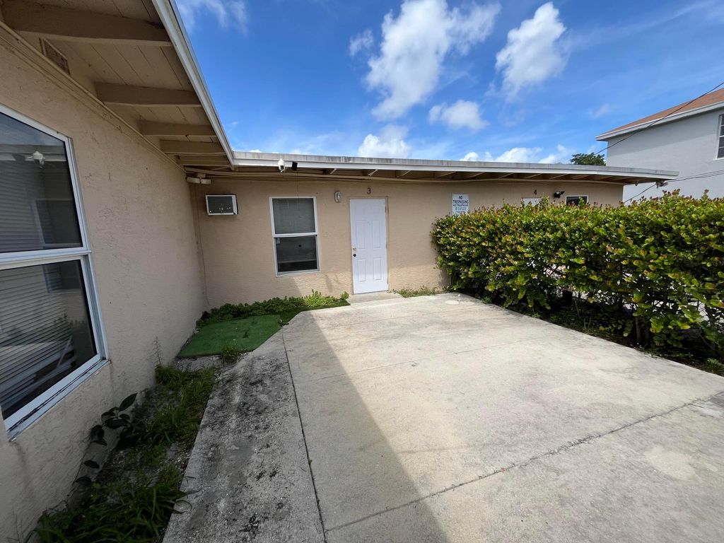 Photo of 901 8th Street #3, West Palm Beach, FL 33401 (MLS # B26017025)