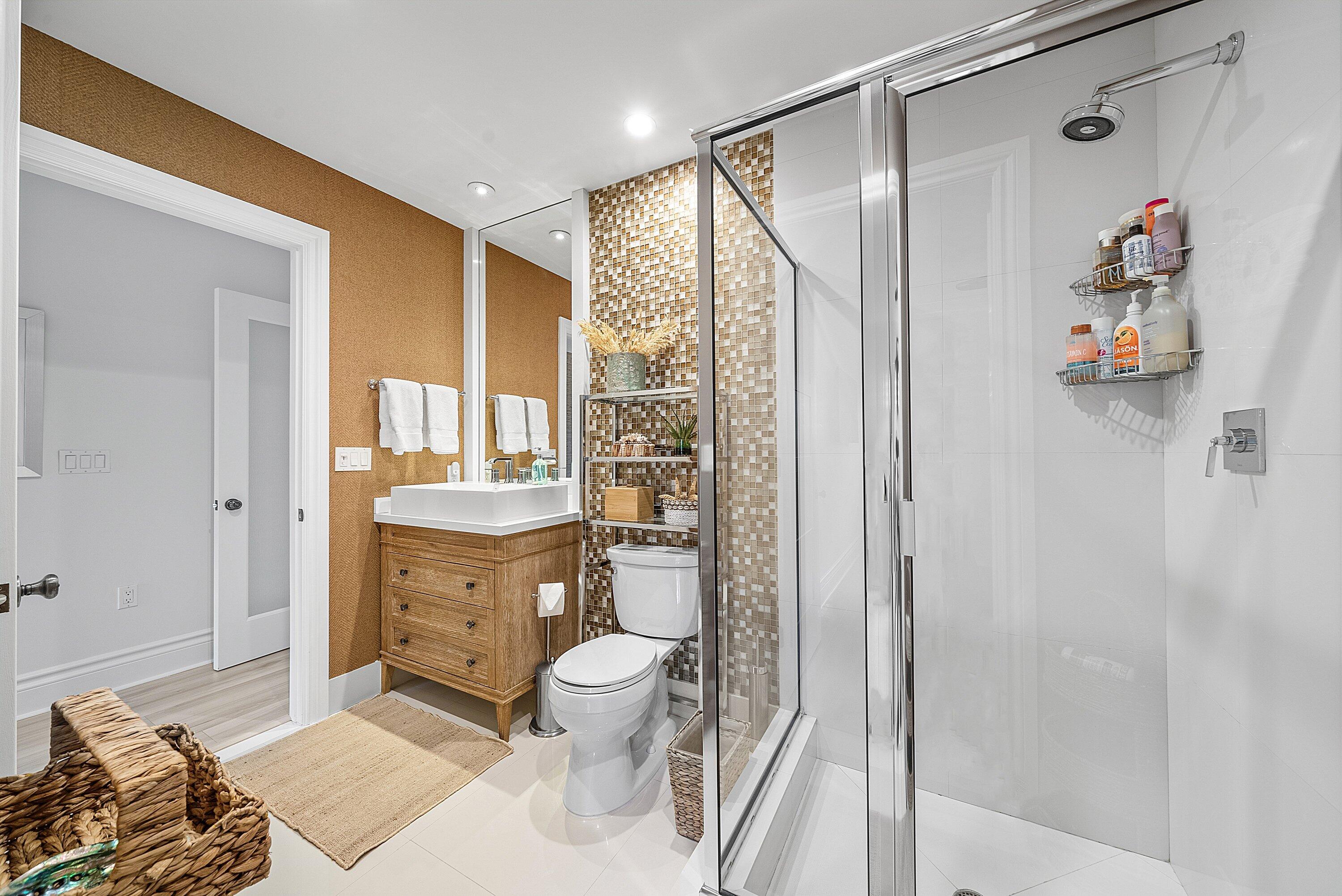 DOLCE VITA CONDO - Residential