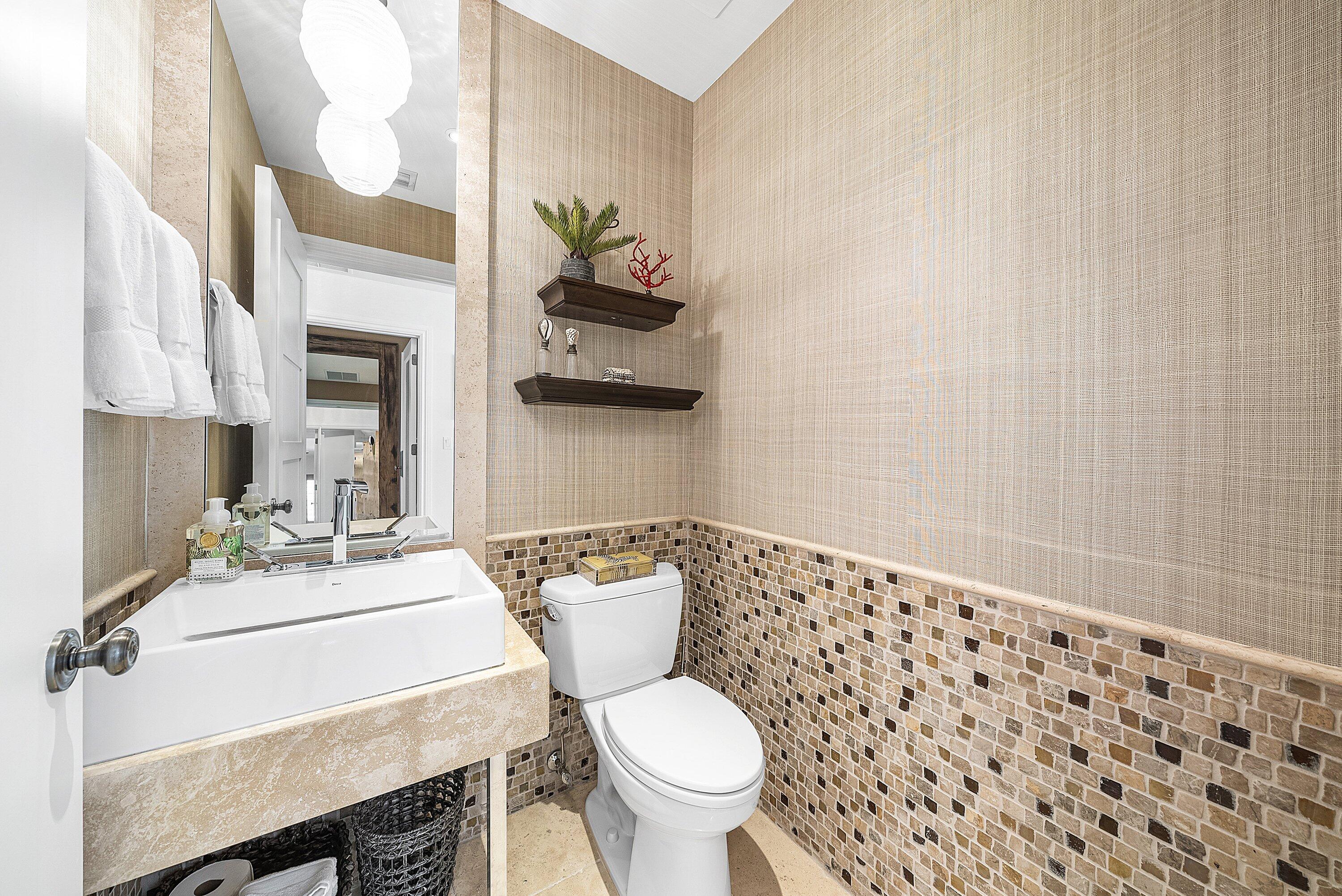 DOLCE VITA CONDO - Residential