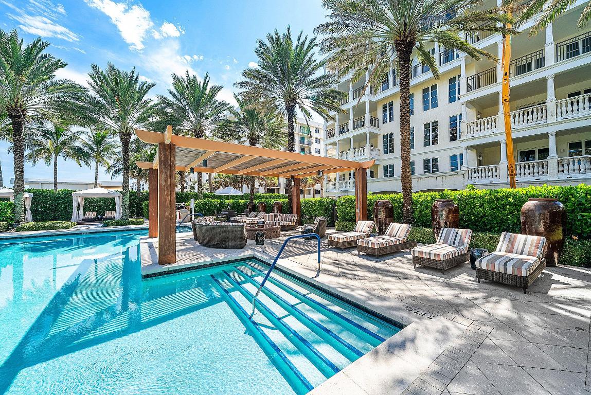 DOLCE VITA CONDO - Residential