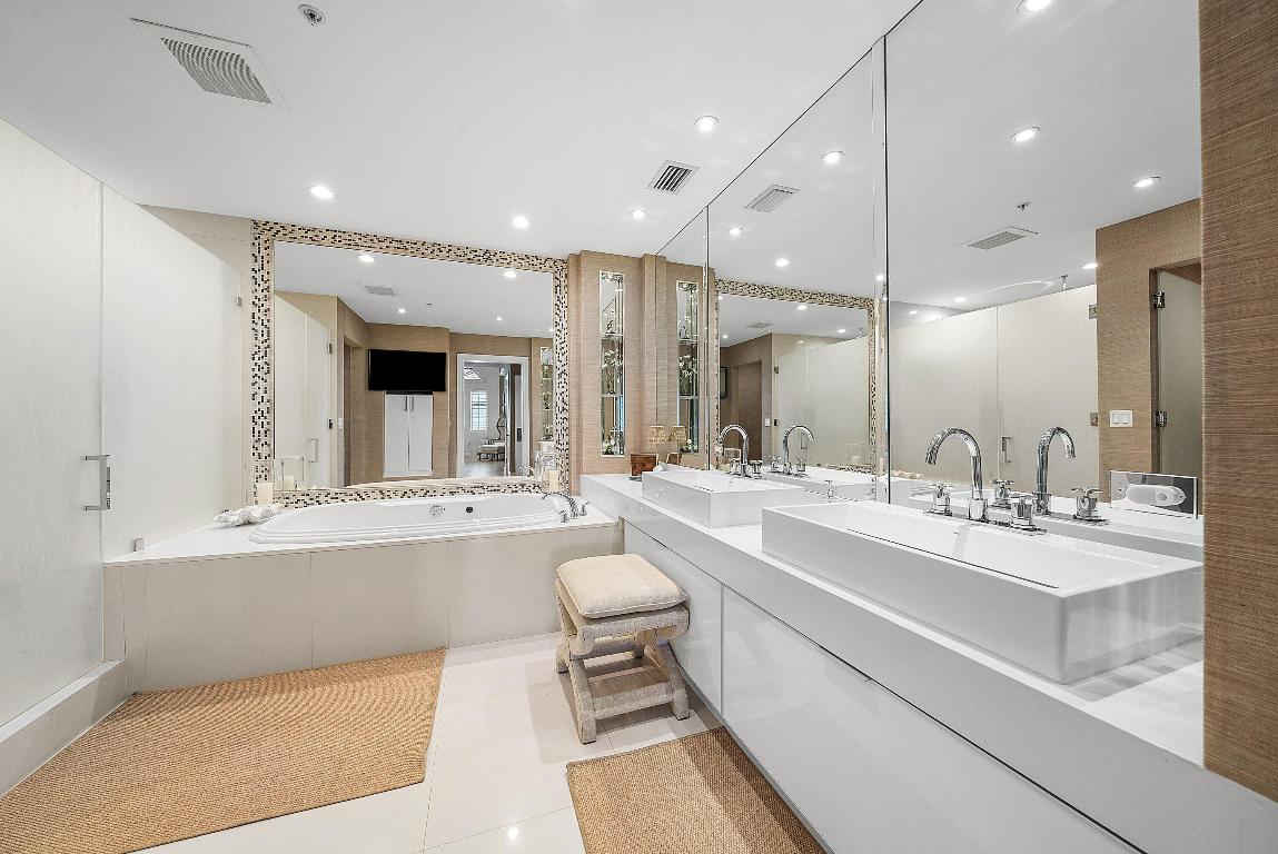 DOLCE VITA CONDO - Residential