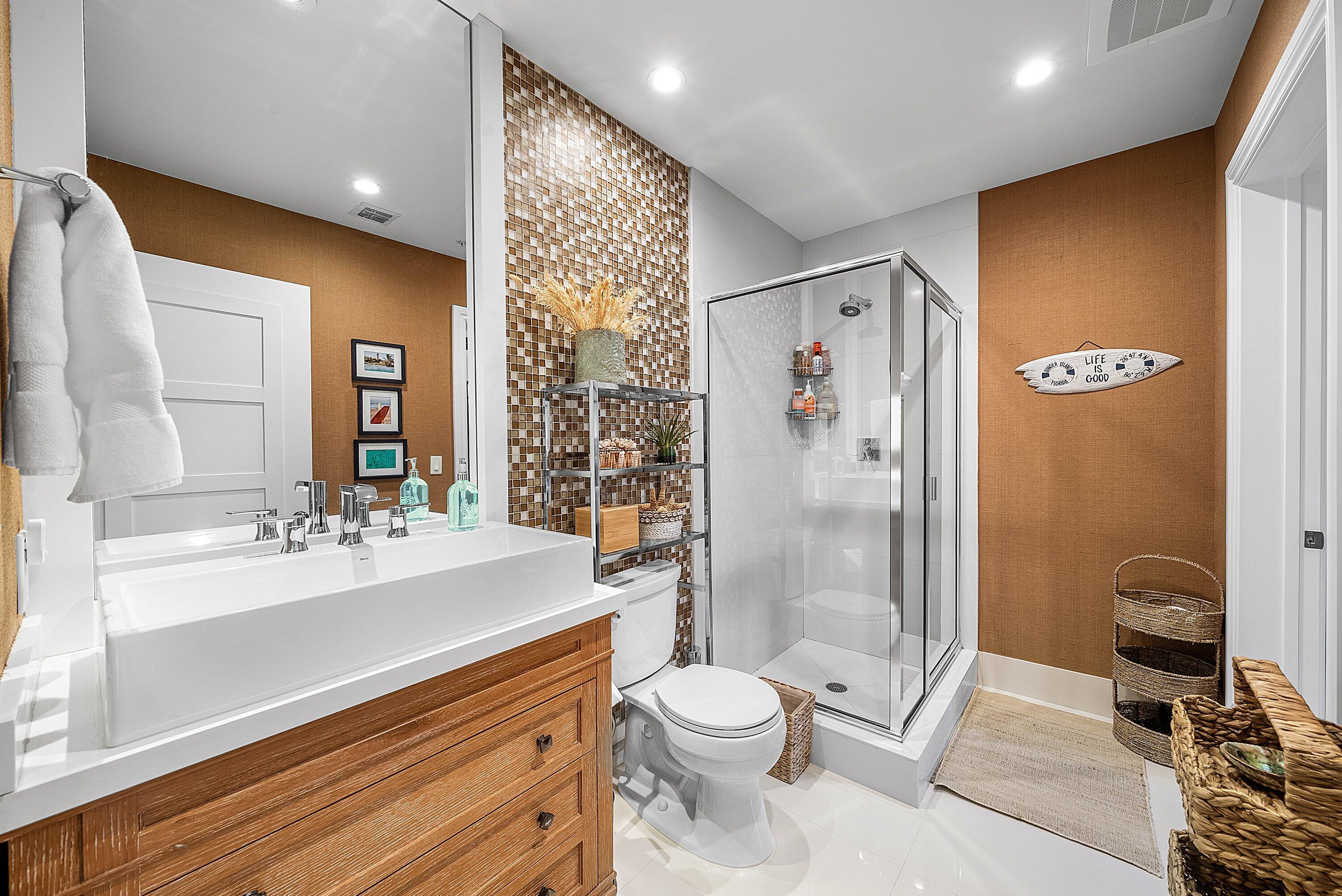 DOLCE VITA CONDO - Residential