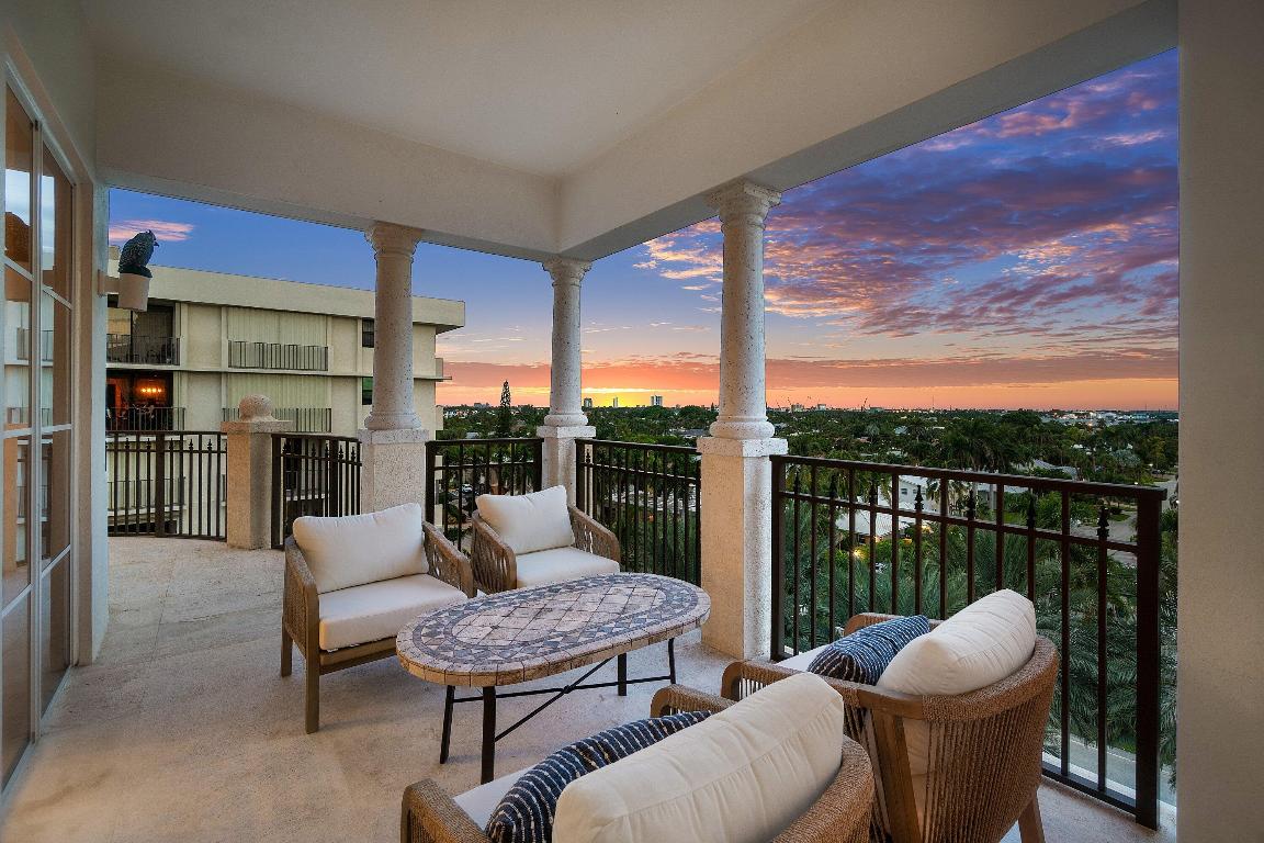 DOLCE VITA CONDO - Residential