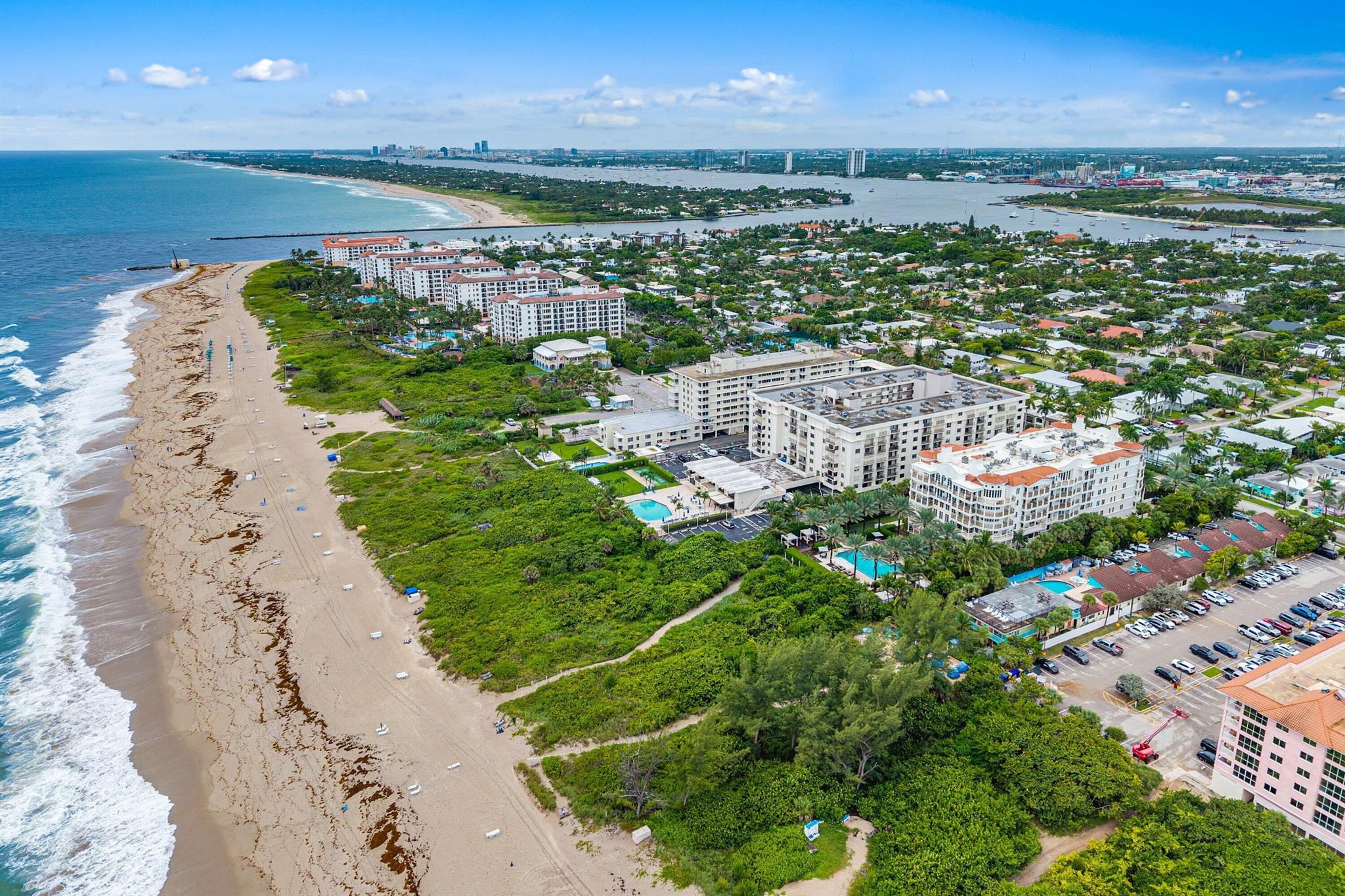 DOLCE VITA CONDO - Residential