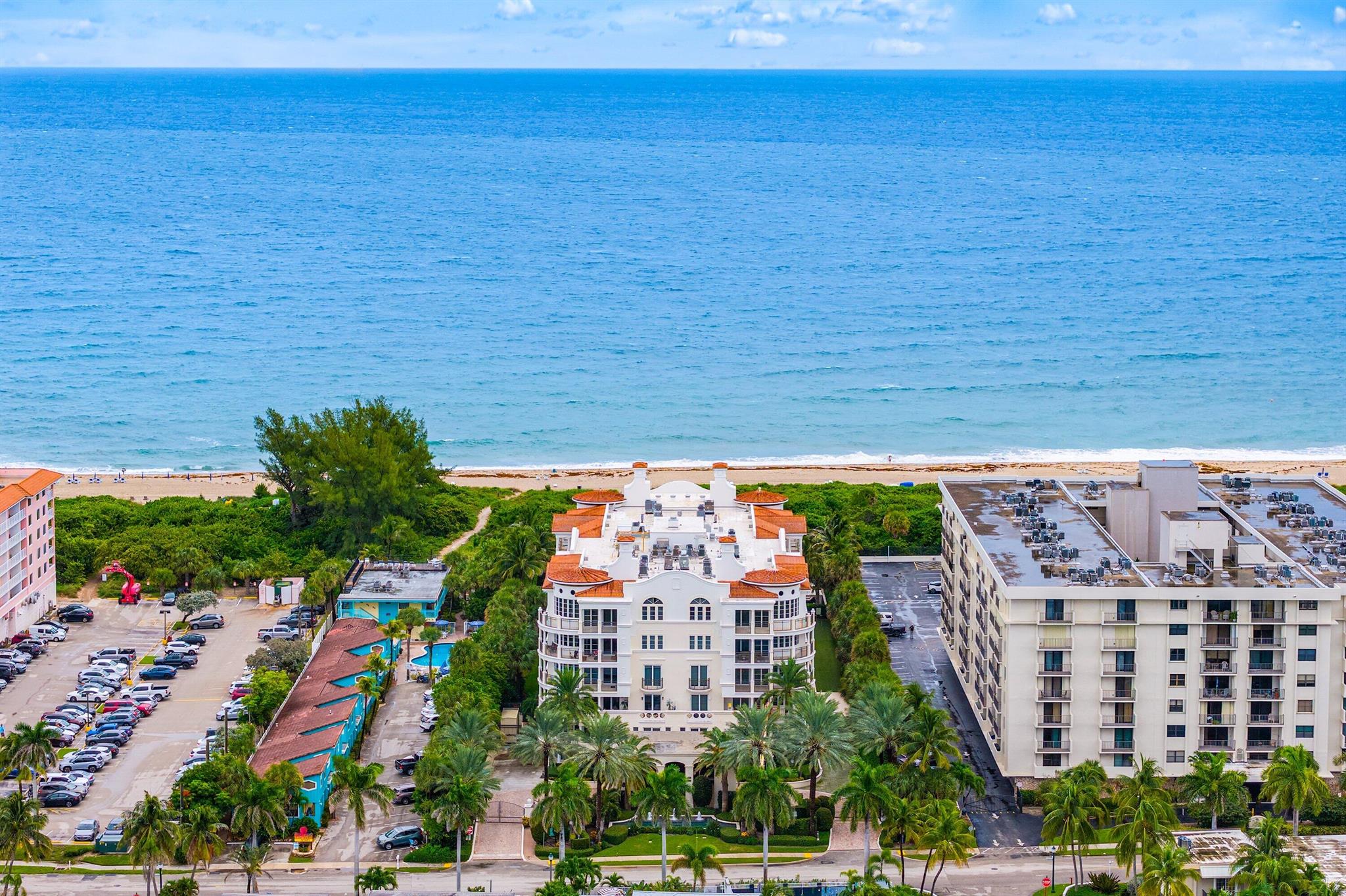 DOLCE VITA CONDO - Residential