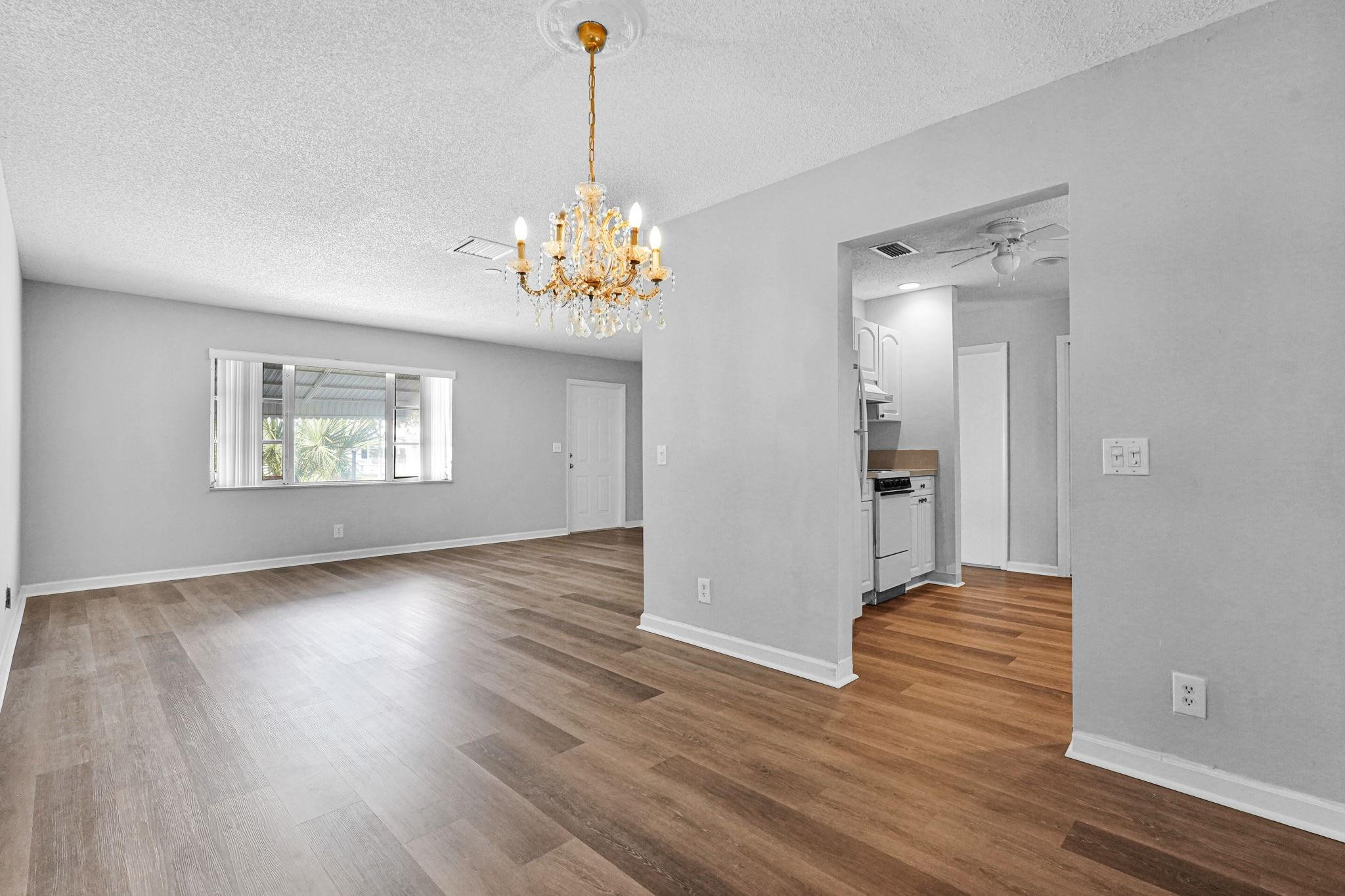 Palm Beach Leisureville S - Residential