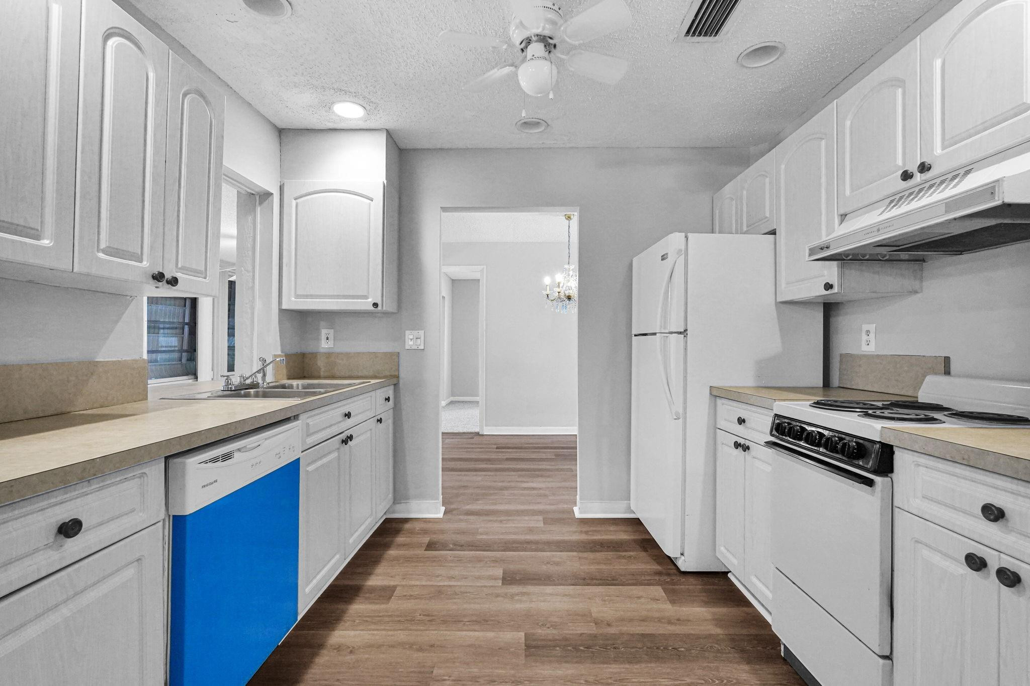 Palm Beach Leisureville S - Residential