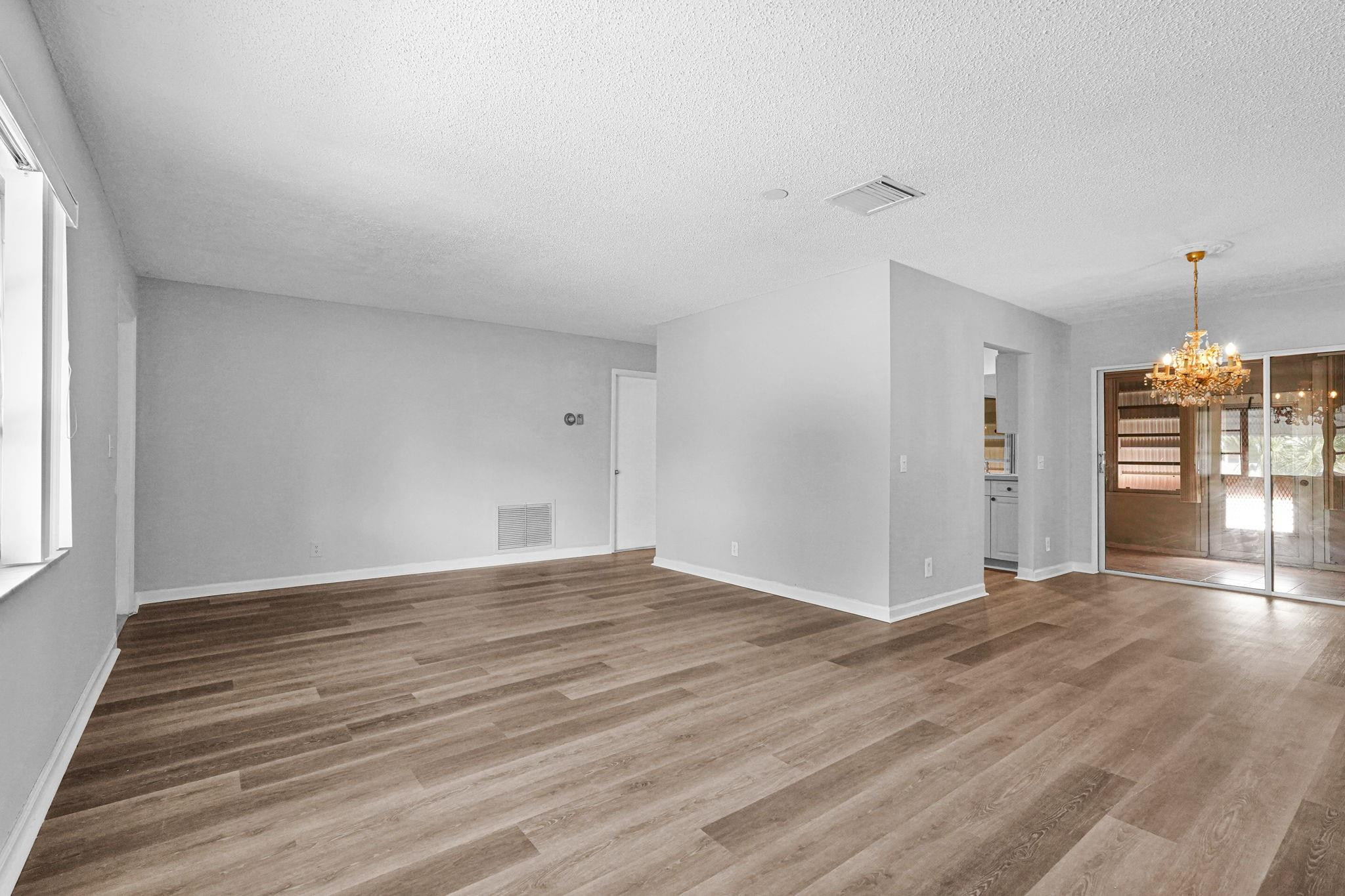 Palm Beach Leisureville S - Residential