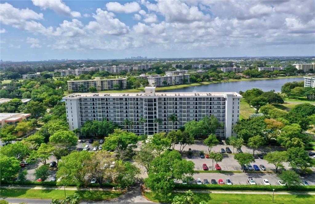 Palm Aire Country Club - Residential