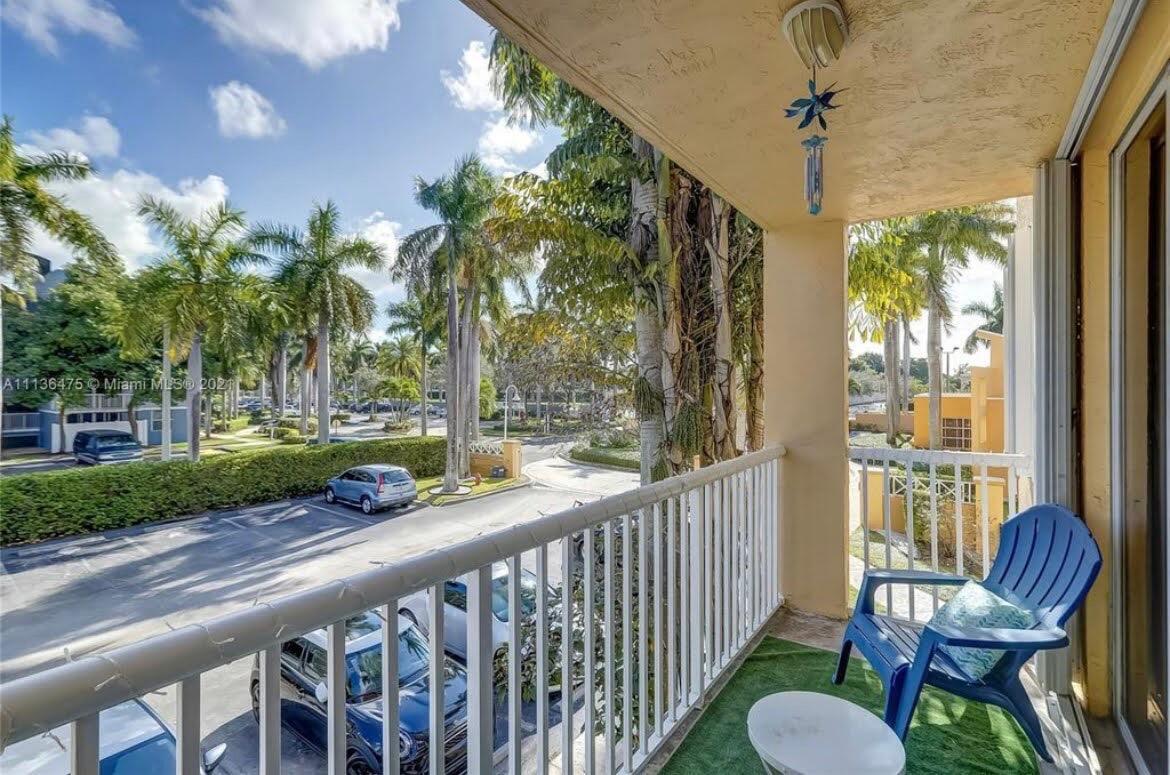 SHERIDAN EAST CONDO BLDG 3 - Residential