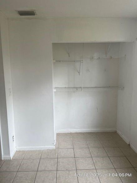 COUNTRY PARK CONDO - Residential