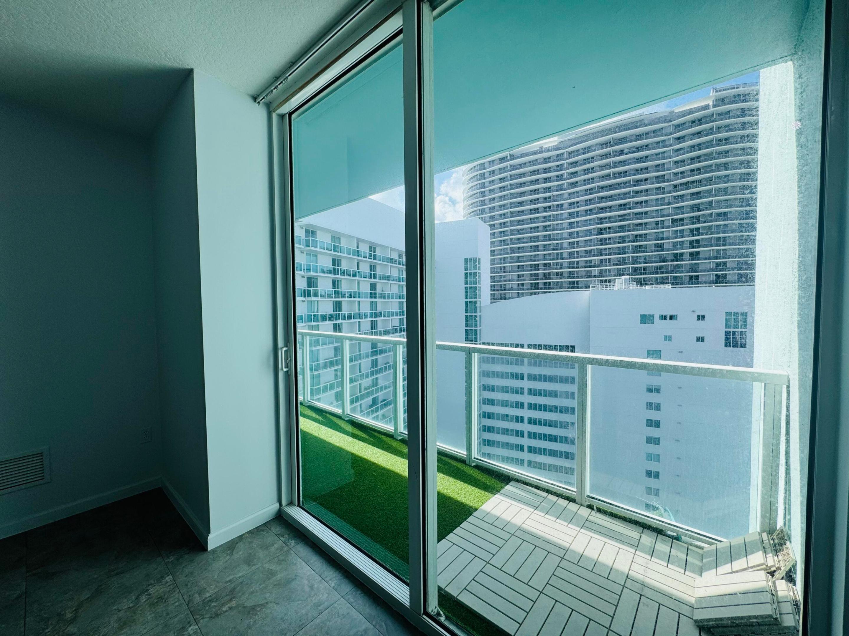 QUANTUM ON THE BAY CONDO NO 1 - Residential Lease